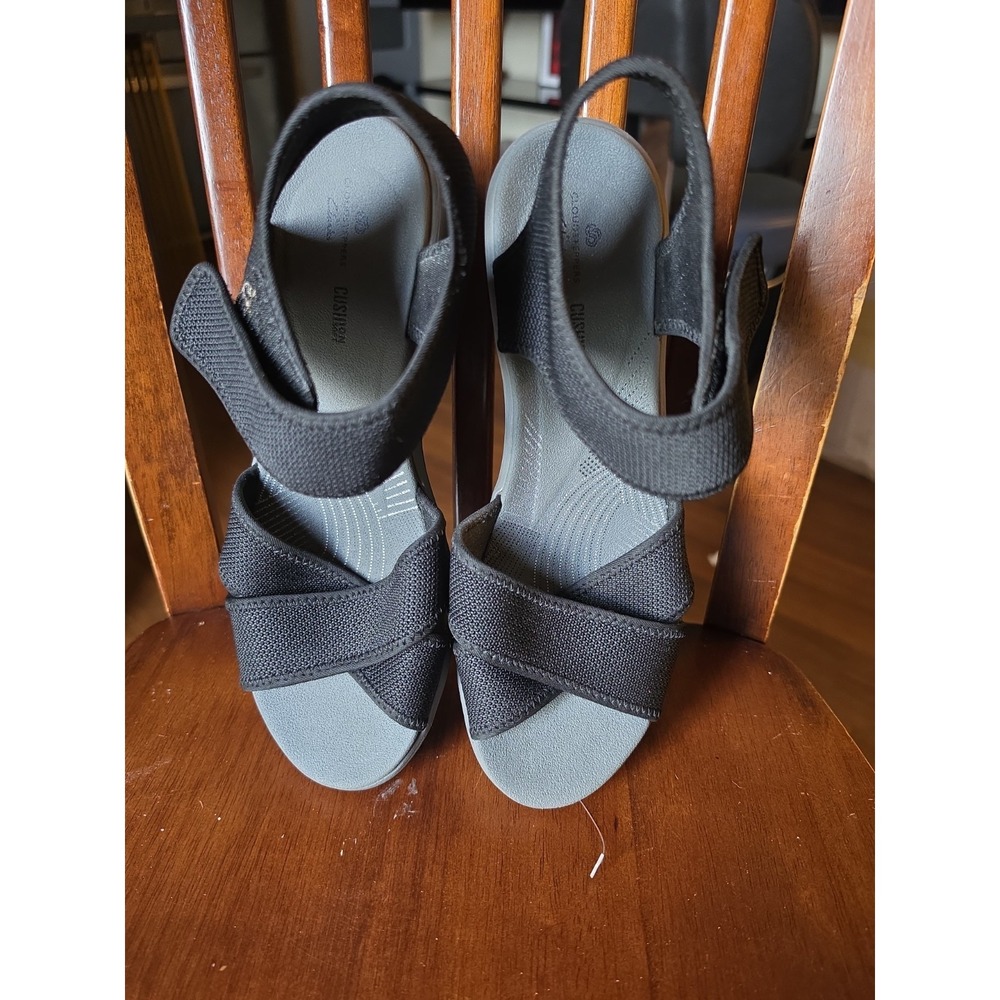 Clarks Collection Comfort Wedge Sandals Size 9.5 Black Stretch Straps